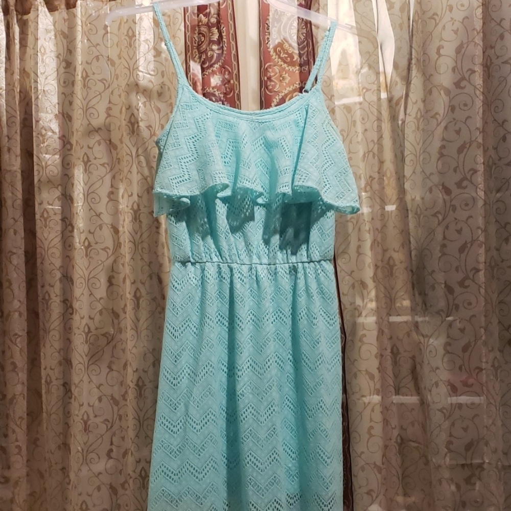 Fresh Spring Dress - Picture 5 of 6